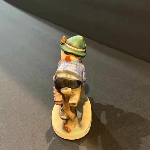 Barnyard Hero Rare Figurine marked Germany G Hummel - Picture 2 of 5